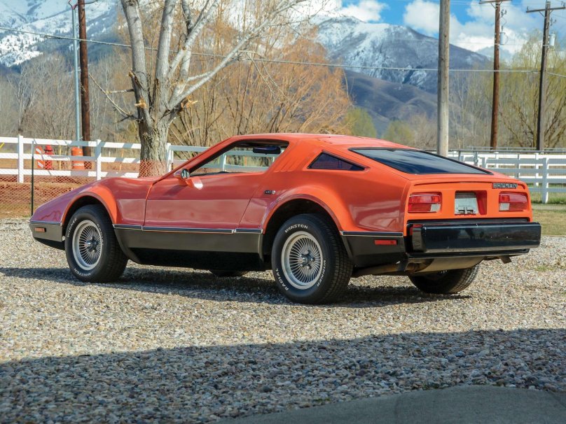 DMC 12 Bricklin sv1