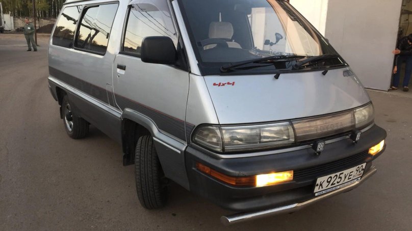 Тойота Master Ace Surf