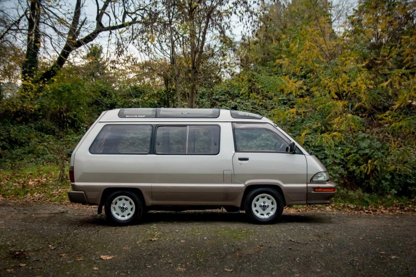 Toyota Master Ace Surf