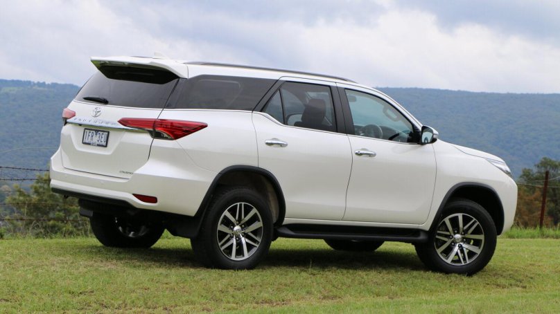 Toyota Fortuner 2