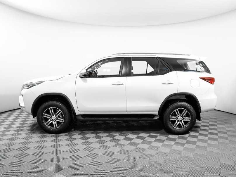 Toyota Fortuner Arctic Trucks
