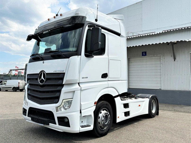 Мерседес Актрос 1845
