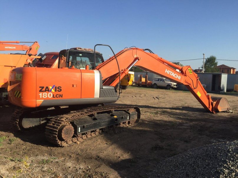 Экскаватор Hitachi zx180lcn-3