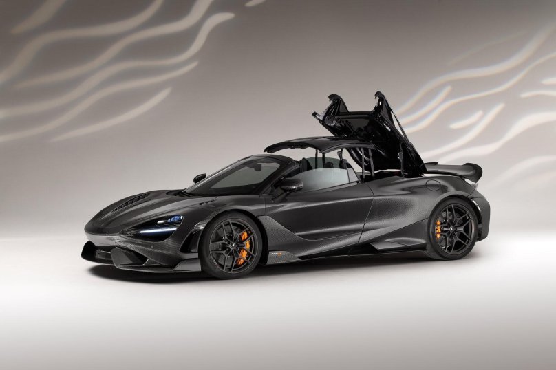 MCLAREN 765lt Carbon