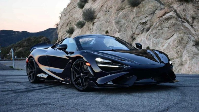 Макларен 2023