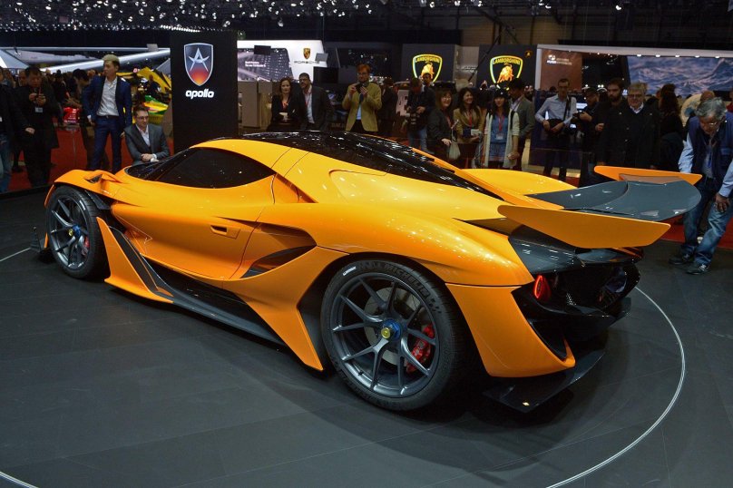 Машина Аполло гиперкар