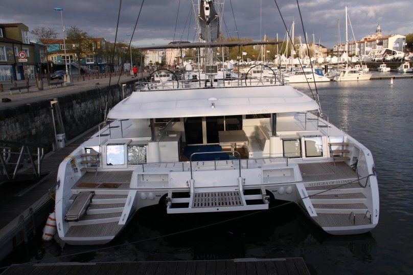 Катамаран Lagoon 67