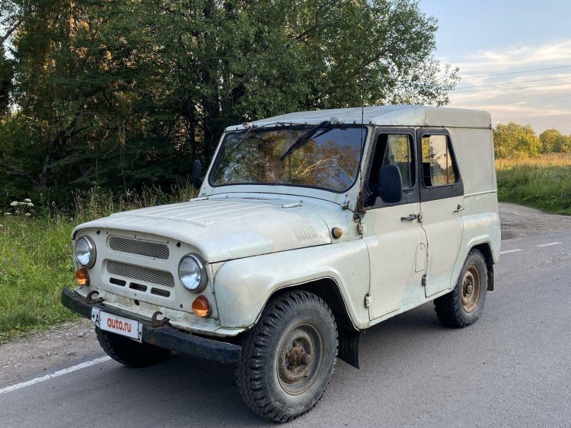 УАЗ бежевый