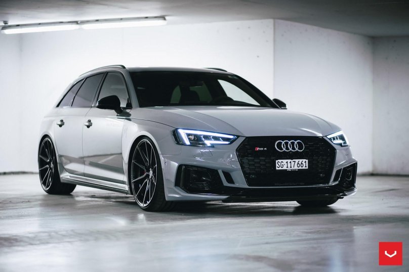 Ауди rs4 avant