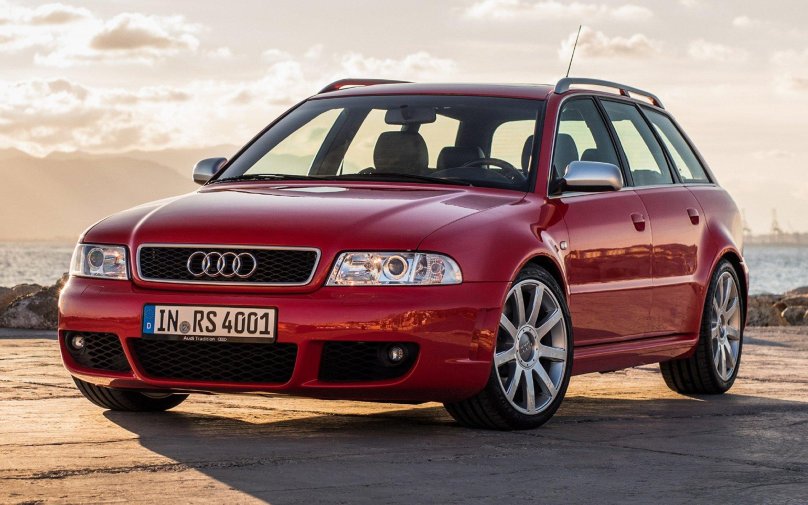 Ауди rs4 avant b5