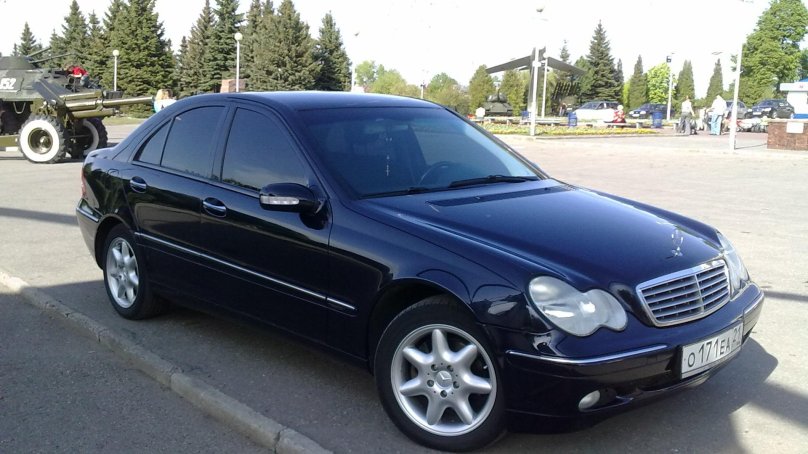 Мерседес с200 2000
