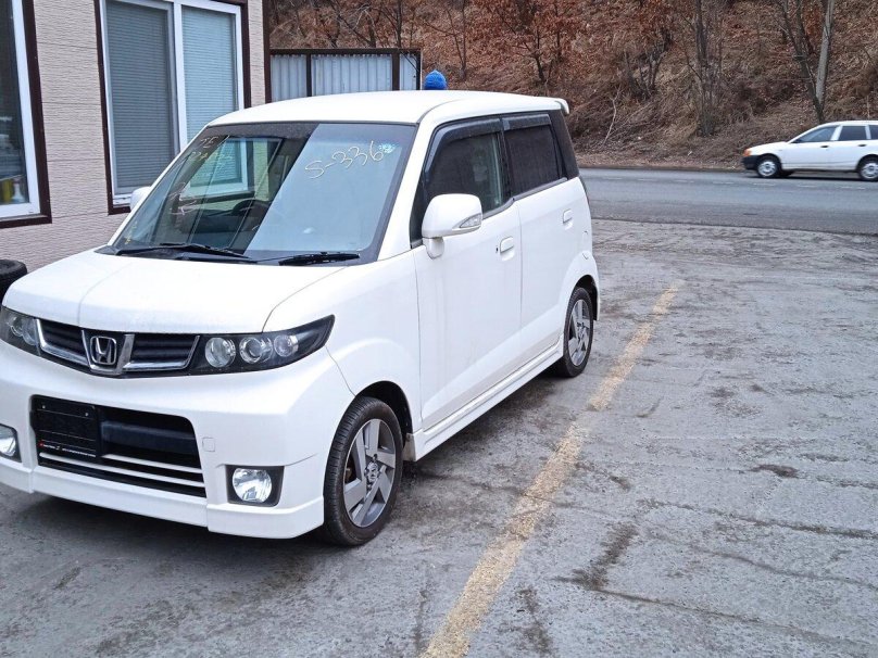 Хонда ЗЕСТ 2010