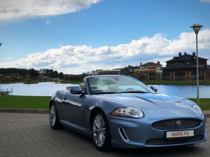 Jaguar XK (II)