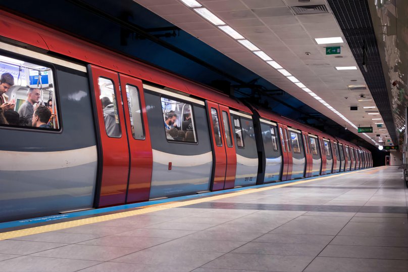 Метро Истамбул