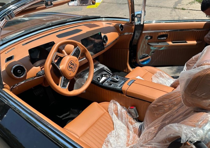 Chevrolet Corvette 1992 салон