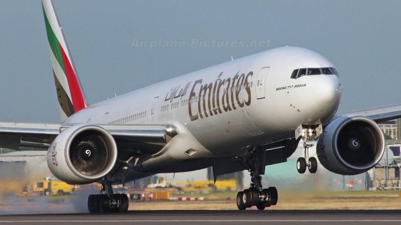 Самолёт Boeing 777-300