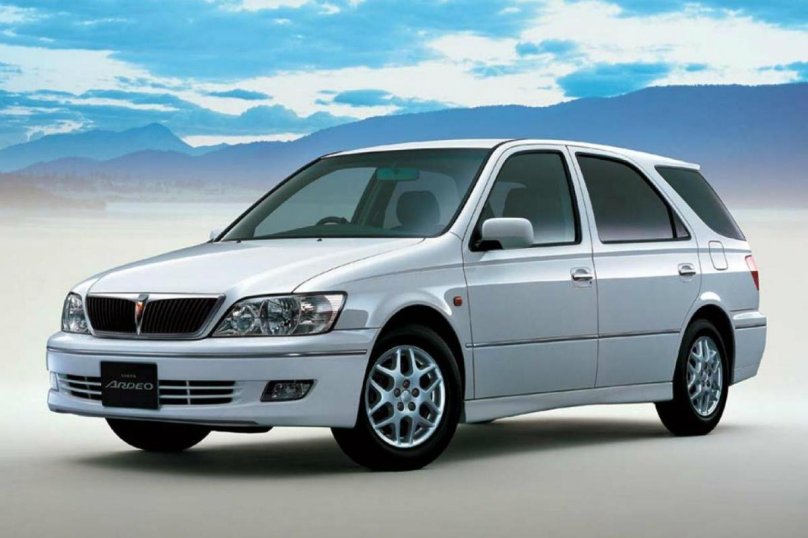 Тойота Виста Ардео универсал 2000г