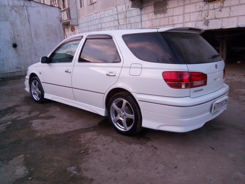 Тойота Виста Ардео