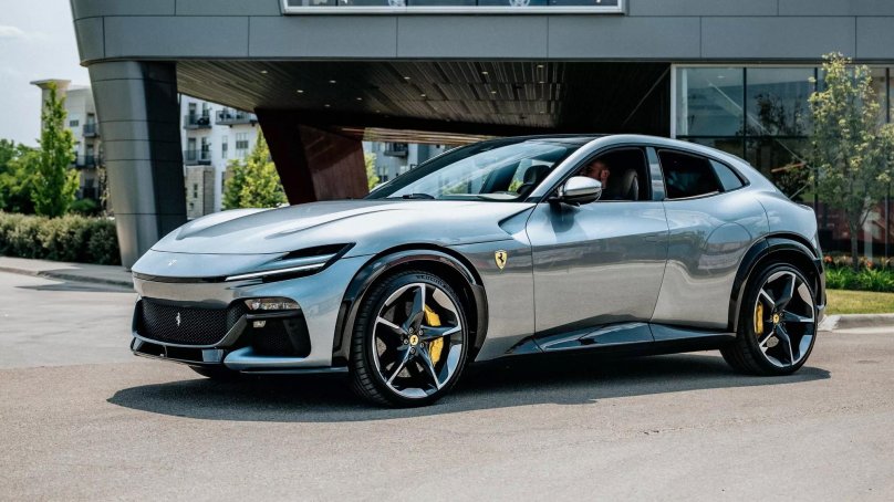 Ferrari Purosangue в долларах