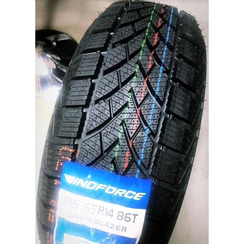 Windforce Snowblazer 265/65 r17 112t