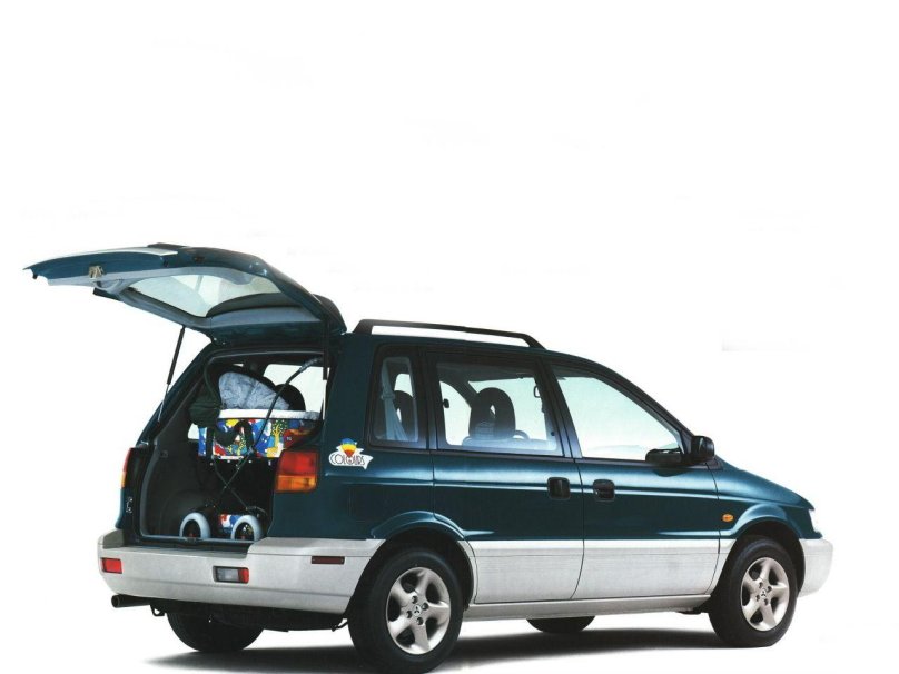 Мицубиси Спейс раннер