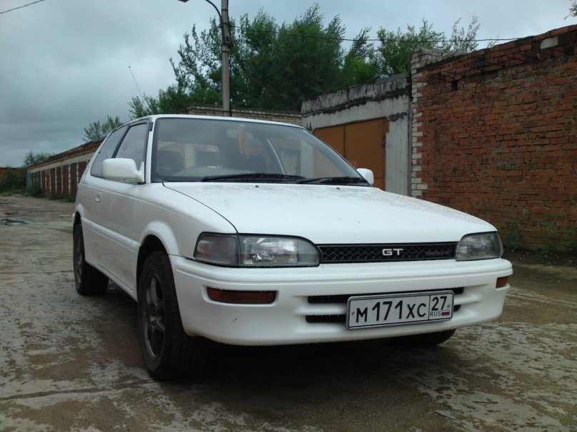 Тойота Королла FX 1990