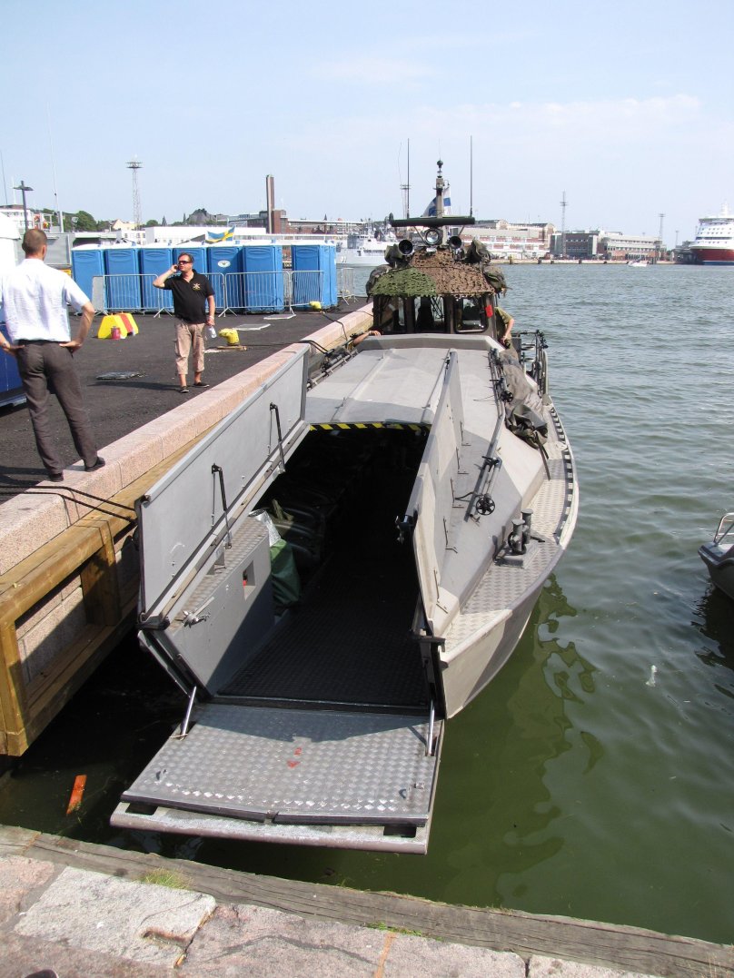 Десантный катер Jurmo