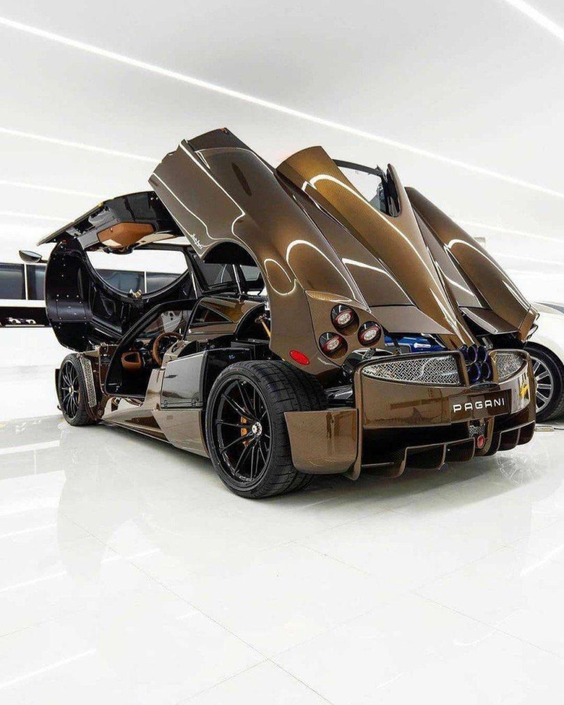 Pagani Huayra Hermes