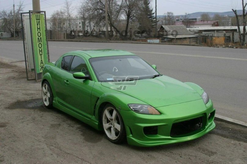 Mazda rx8 зеленая