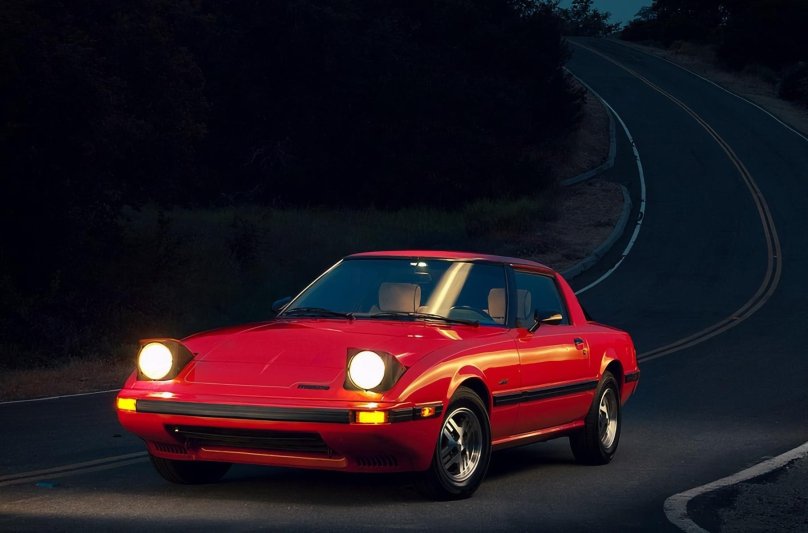 Первое поколение Мазда rx7