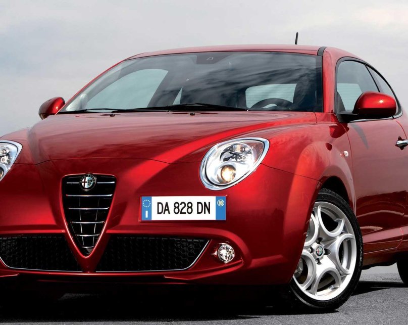 Альфа Ромео мини