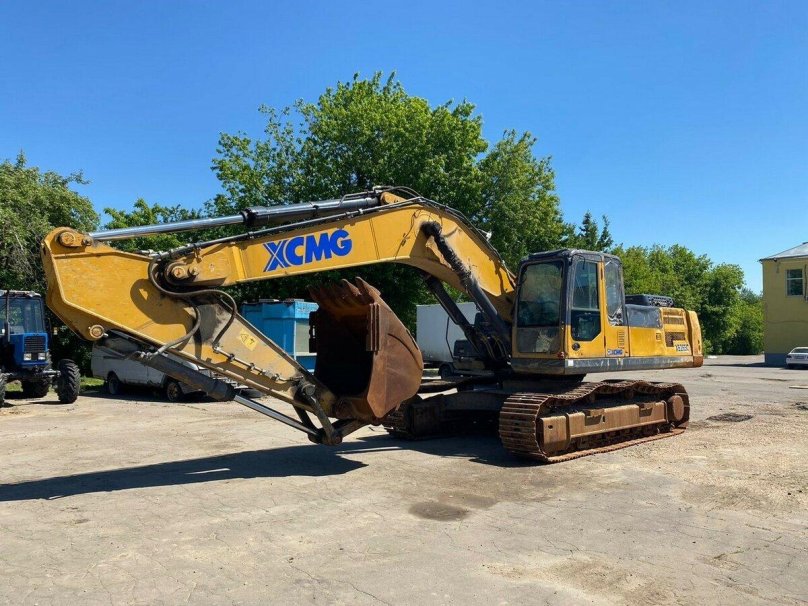 Гусеничный экскаватор XCMG xe370ca