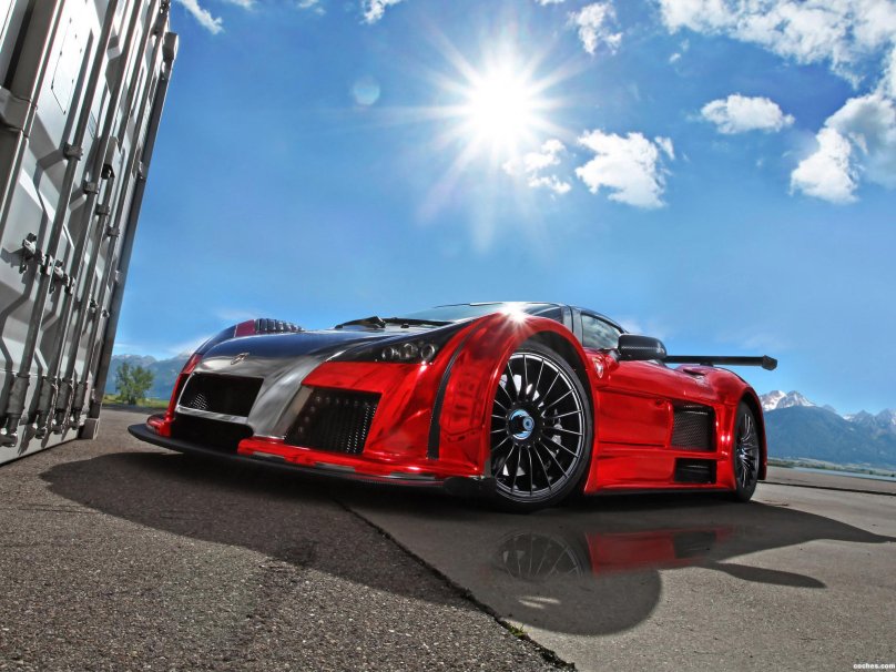 2m-Designs Gumpert Apollo s