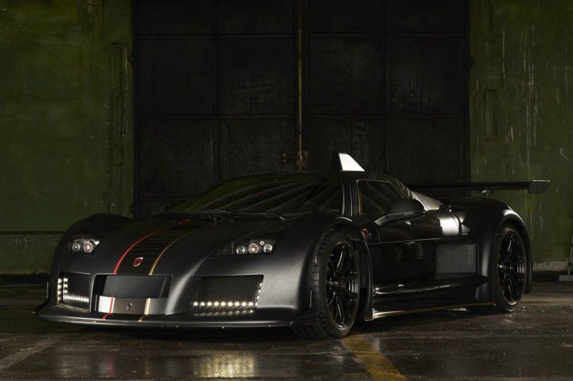 2012 Gumpert Apollo enraged