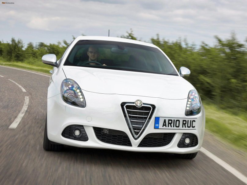 Автомобиль Alfa Romeo Giulietta