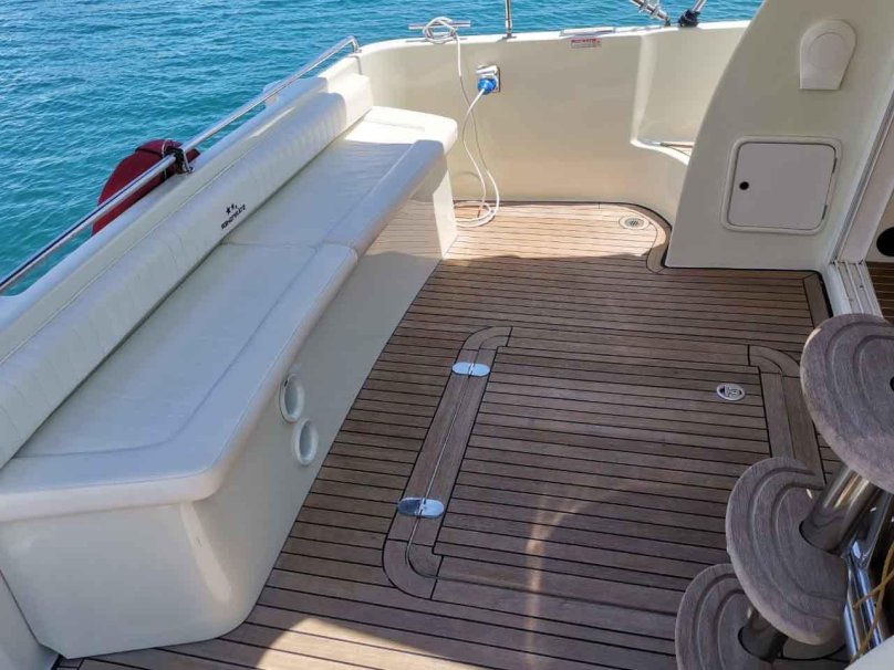 Яхта Хуч Сочи