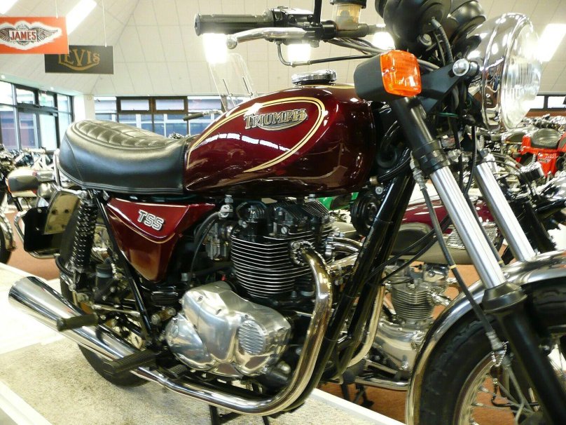 Triumph t140 TSX