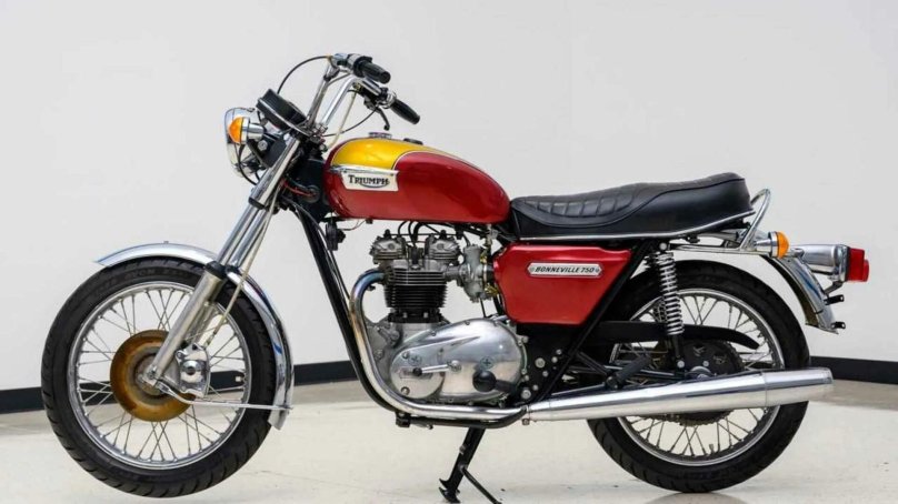Triumph t140