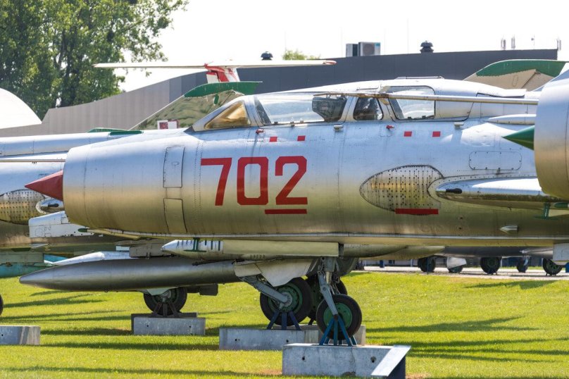 Истребитель-бомбардировщик Су-7б