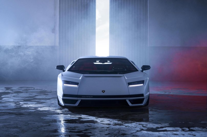 Ламборджини Countach 2022