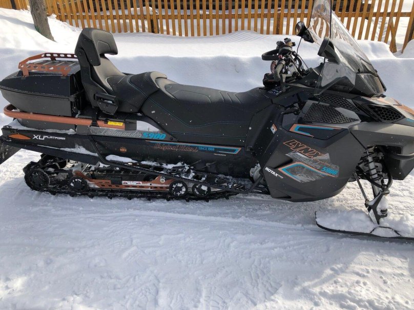 Снегоход BRP Lynx Commander 900