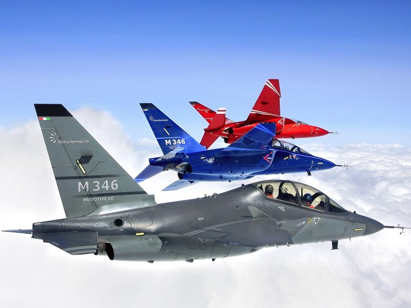 Aermacchi m-346 учебные самолёты