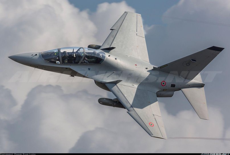 Alenia Aermacchi t-346 Master