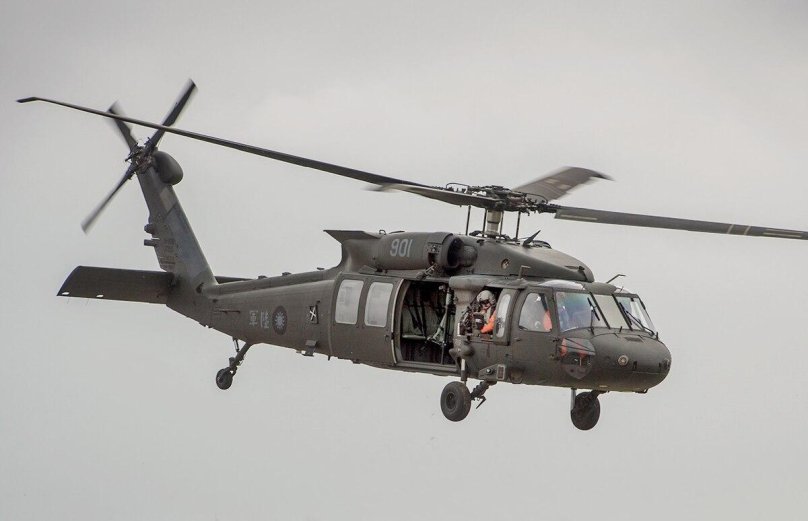 Sikorsky uh-60 Black Hawk