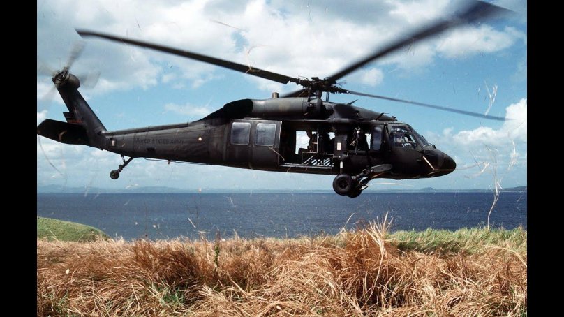 Sikorsky uh-60 Black Hawk вертолет