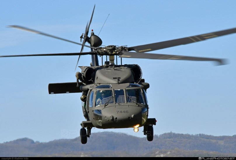 Uh-60 Black Hawk кабина