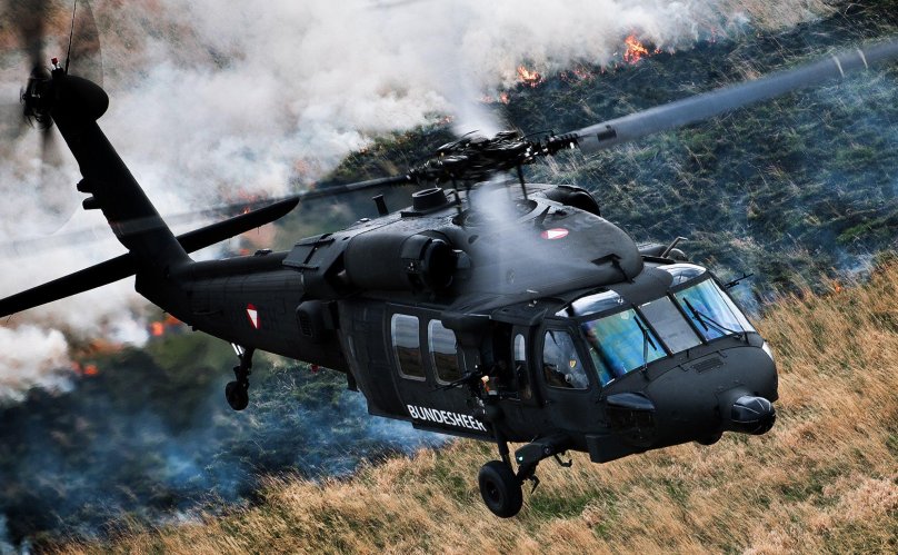 Вертолет Блэк Хоук