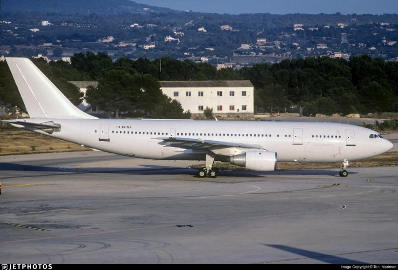 Дверь аэробуса