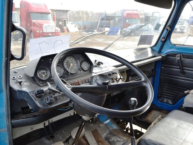 Avia a31 кабина