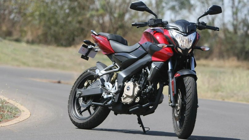 Мотоцикл Bajaj Pulsar 200 NS